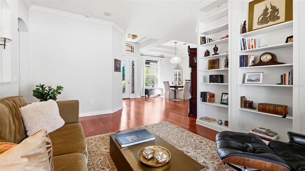 For Sale: $1,099,000 (5 beds, 4 baths, 5063 Square Feet)