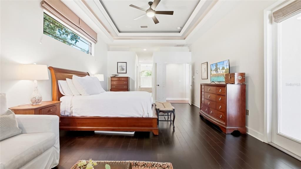 For Sale: $1,099,000 (5 beds, 4 baths, 5063 Square Feet)