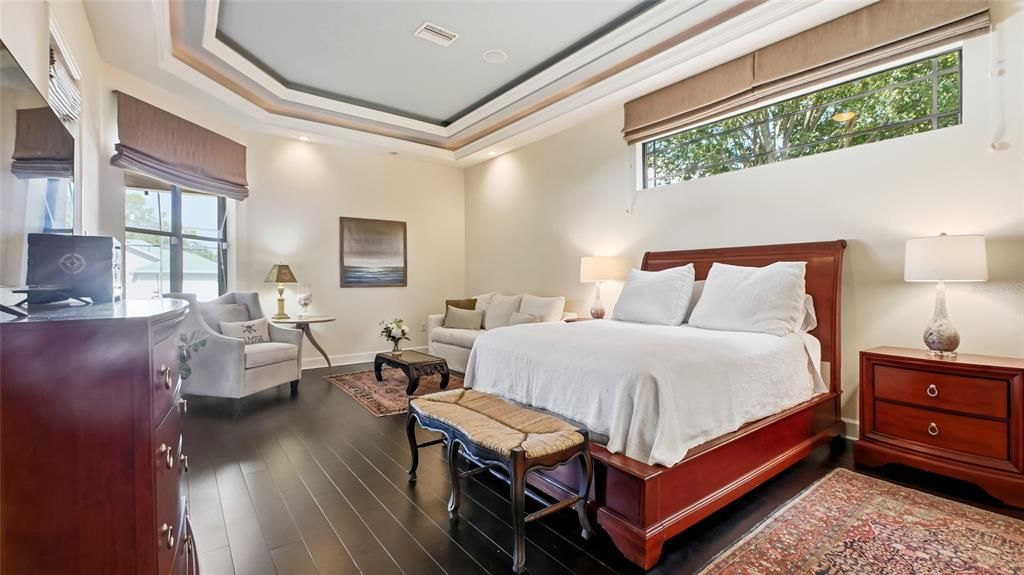 For Sale: $1,099,000 (5 beds, 4 baths, 5063 Square Feet)