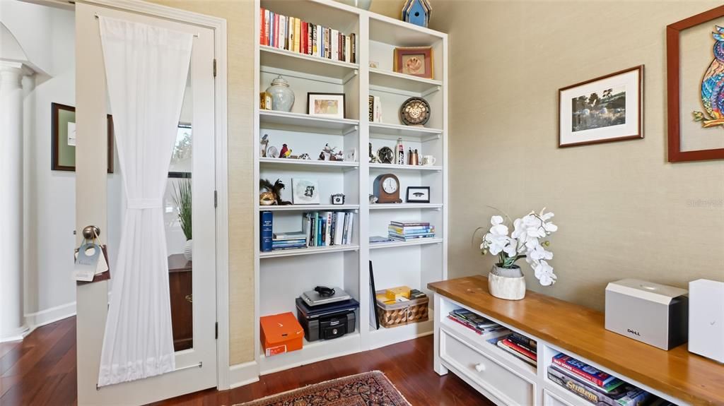 For Sale: $1,099,000 (5 beds, 4 baths, 5063 Square Feet)