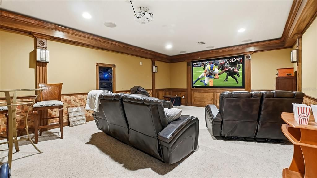 For Sale: $1,099,000 (5 beds, 4 baths, 5063 Square Feet)