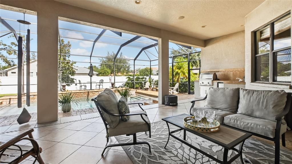 For Sale: $1,099,000 (5 beds, 4 baths, 5063 Square Feet)