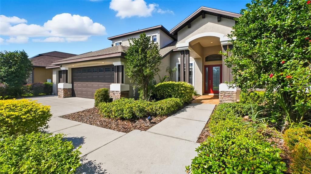 For Sale: $1,099,000 (5 beds, 4 baths, 5063 Square Feet)