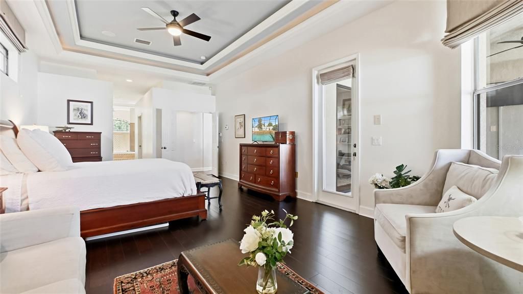 For Sale: $1,099,000 (5 beds, 4 baths, 5063 Square Feet)