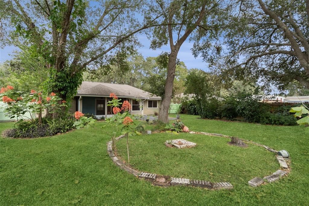 待售: $330,000 (3 贝兹, 2 浴室, 1628 平方英尺)