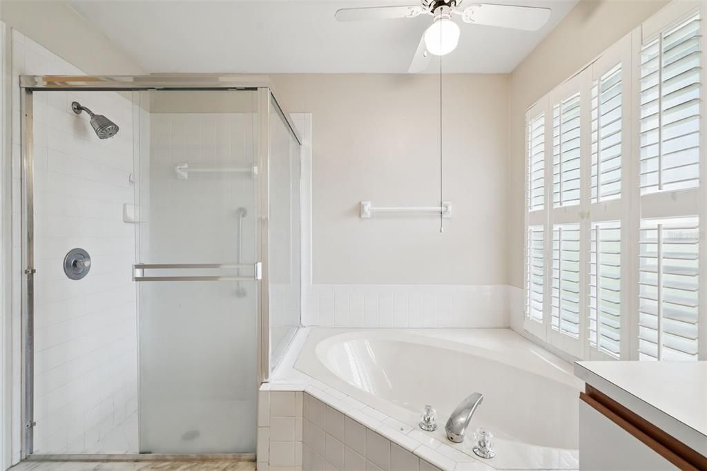 待售: $330,000 (3 贝兹, 2 浴室, 1628 平方英尺)