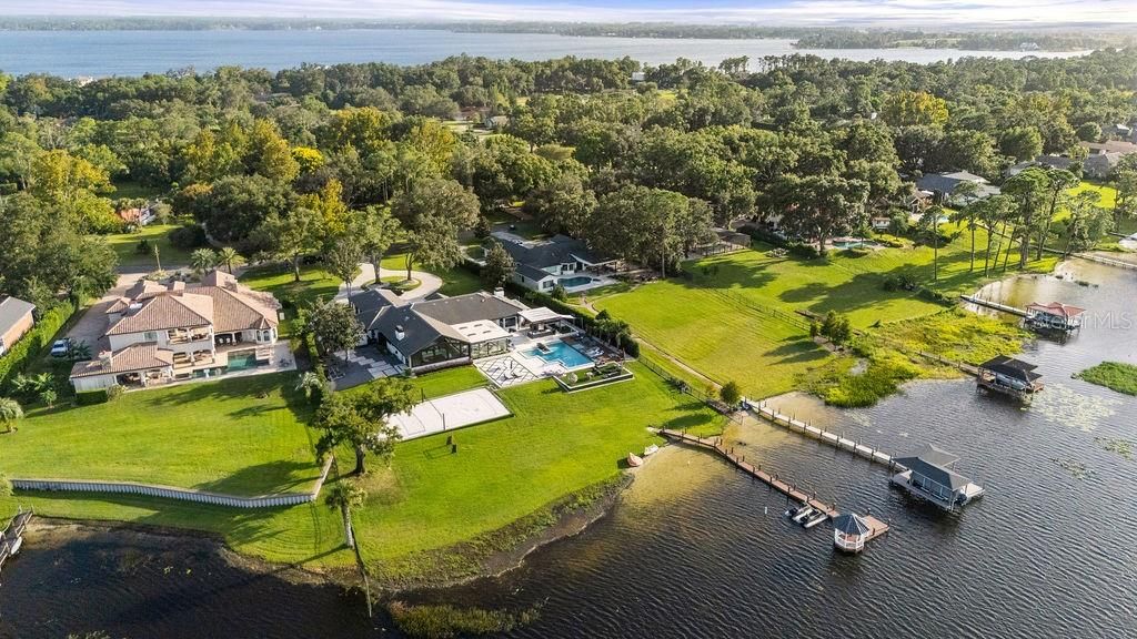 For Sale: $3,700,000 (4 beds, 3 baths, 5365 Square Feet)