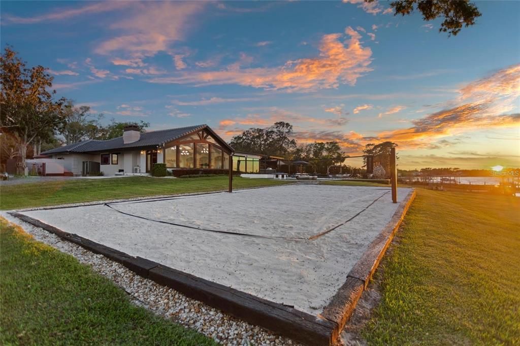 For Sale: $3,700,000 (4 beds, 3 baths, 5365 Square Feet)