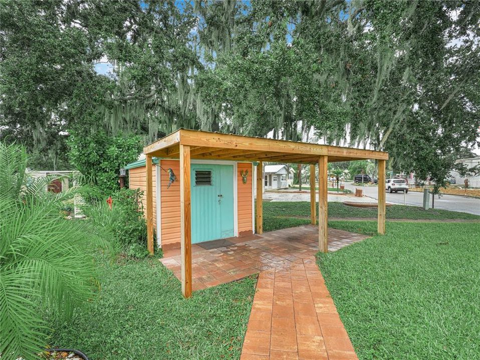 待售: $132,900 (1 贝兹, 1 浴室, 780 平方英尺)