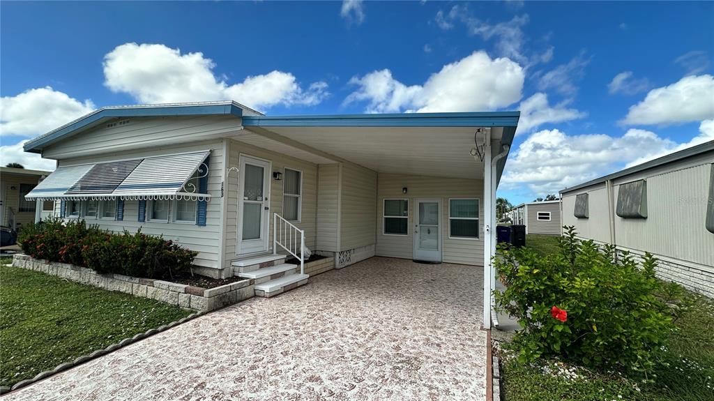 For Sale: $165,000 (2 beds, 2 baths, 1652 Square Feet)