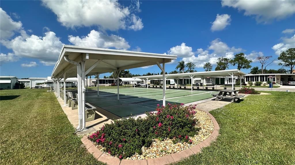 For Sale: $165,000 (2 beds, 2 baths, 1652 Square Feet)