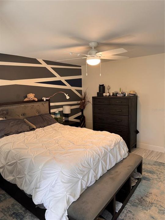 For Rent: $3,000 (2 beds, 2 baths, 1040 Square Feet)