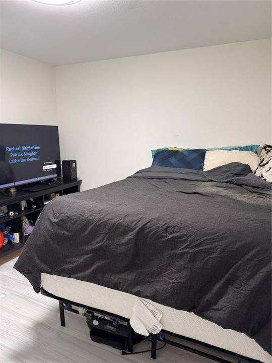 For Rent: $3,000 (2 beds, 2 baths, 1040 Square Feet)