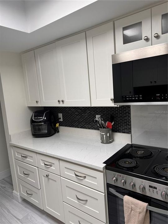 For Rent: $3,000 (2 beds, 2 baths, 1040 Square Feet)