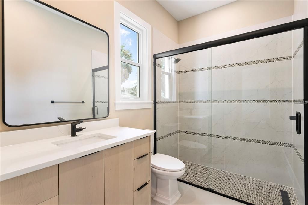 For Sale: $4,495,000 (5 beds, 6 baths, 6584 Square Feet)