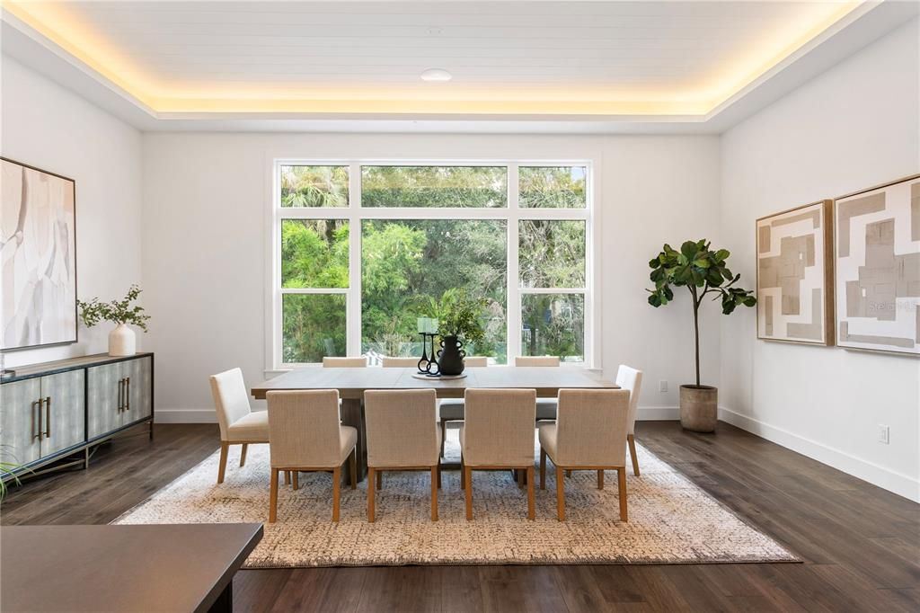 For Sale: $4,495,000 (5 beds, 6 baths, 6584 Square Feet)