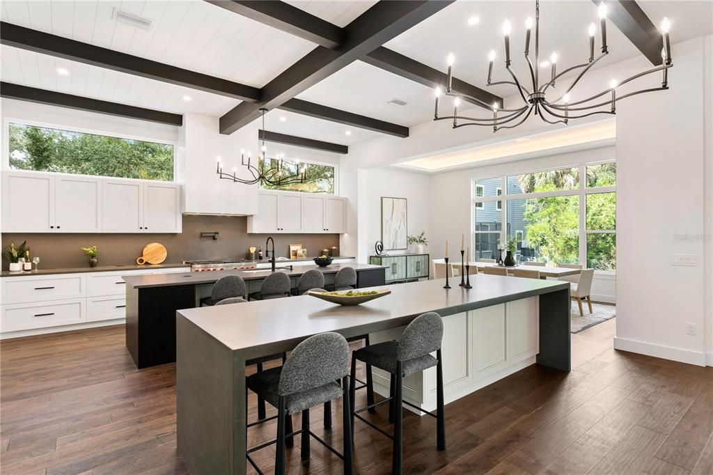 For Sale: $4,495,000 (5 beds, 6 baths, 6584 Square Feet)