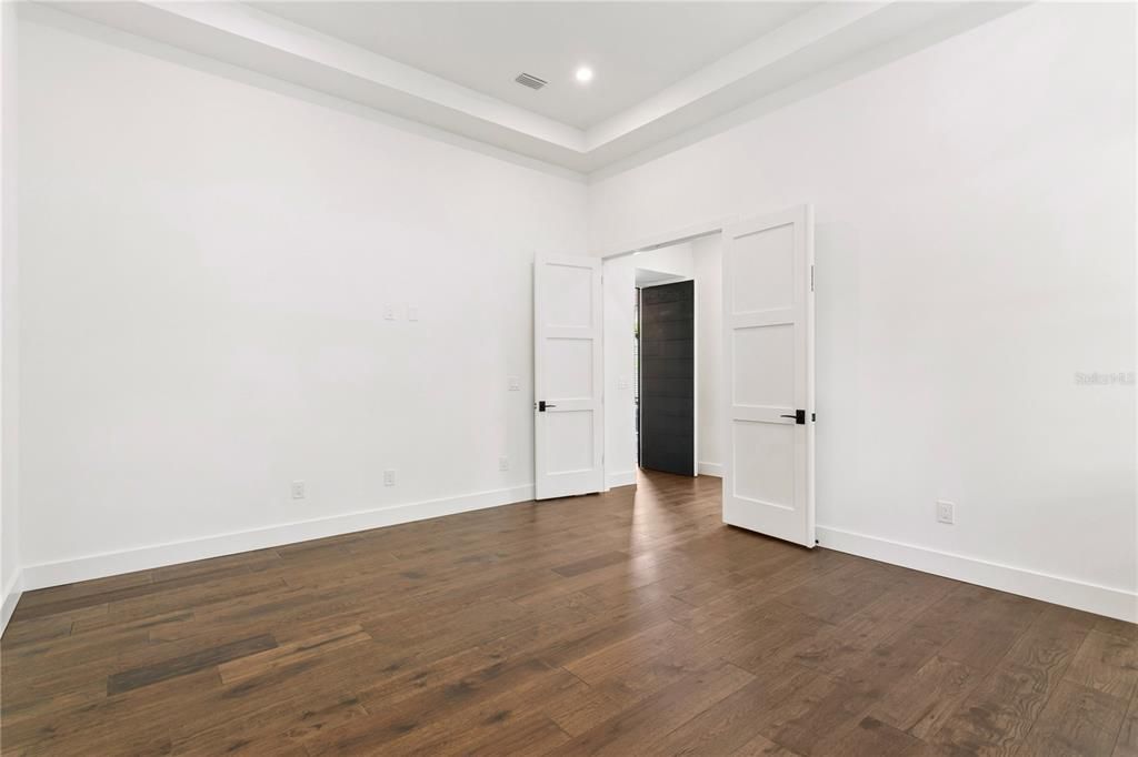 For Sale: $4,495,000 (5 beds, 6 baths, 6584 Square Feet)