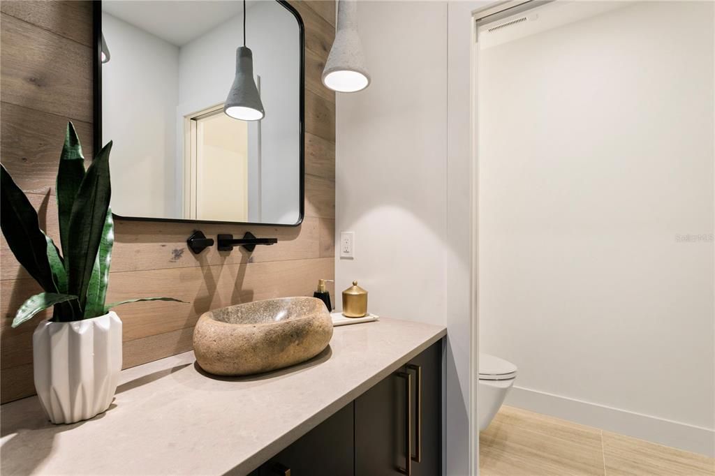 For Sale: $4,495,000 (5 beds, 6 baths, 6584 Square Feet)