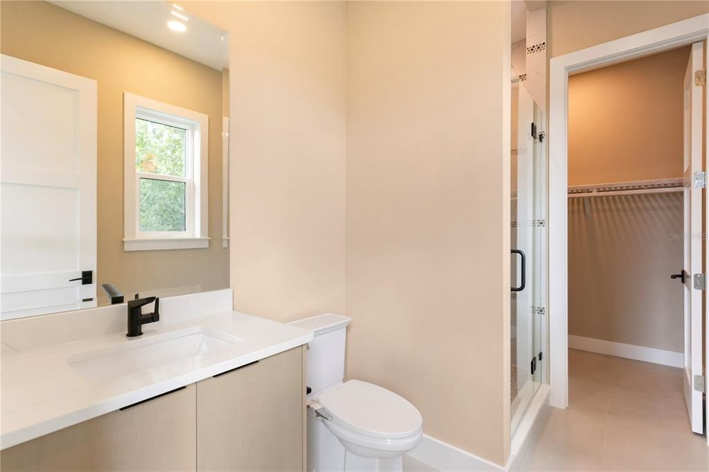 For Sale: $4,495,000 (5 beds, 6 baths, 6584 Square Feet)