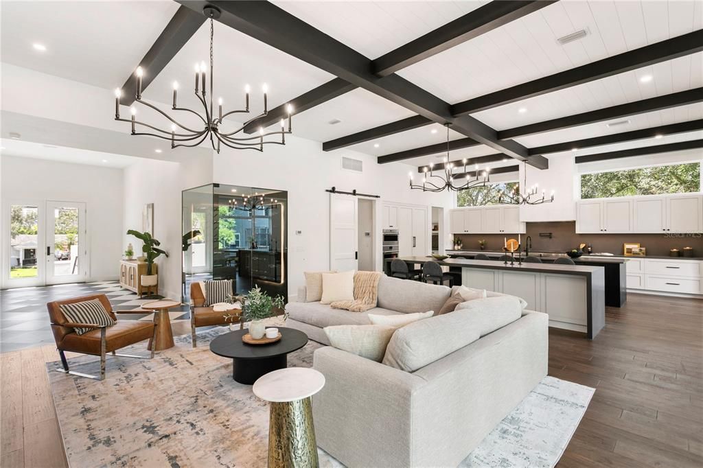 For Sale: $4,495,000 (5 beds, 6 baths, 6584 Square Feet)