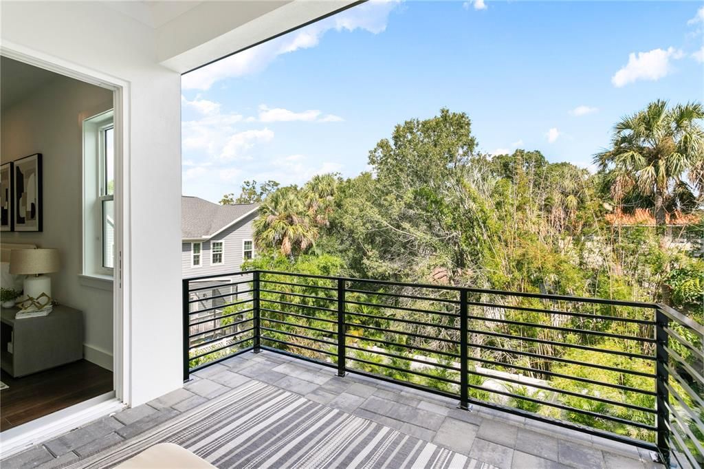 For Sale: $4,495,000 (5 beds, 6 baths, 6584 Square Feet)