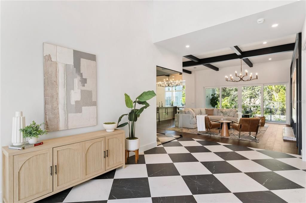 For Sale: $4,495,000 (5 beds, 6 baths, 6584 Square Feet)