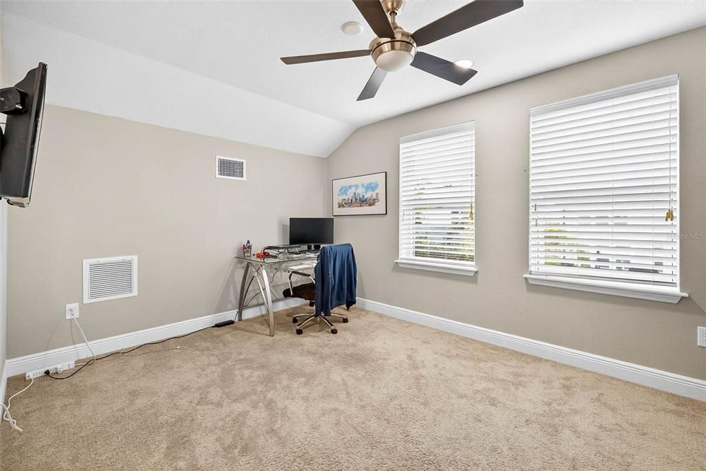 На продажу: $699,000 (5 спален, 4 ванн, 3261 Квадратных фут)