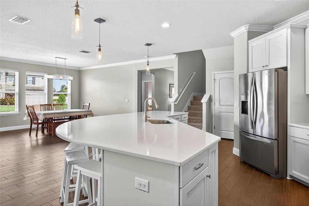 На продажу: $699,000 (5 спален, 4 ванн, 3261 Квадратных фут)