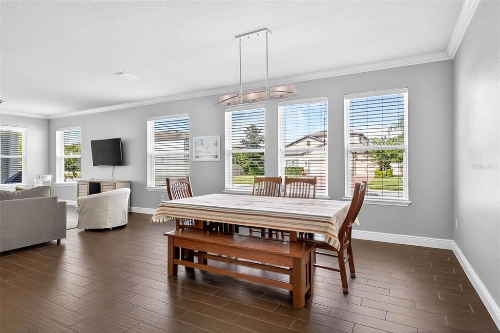 На продажу: $699,000 (5 спален, 4 ванн, 3261 Квадратных фут)