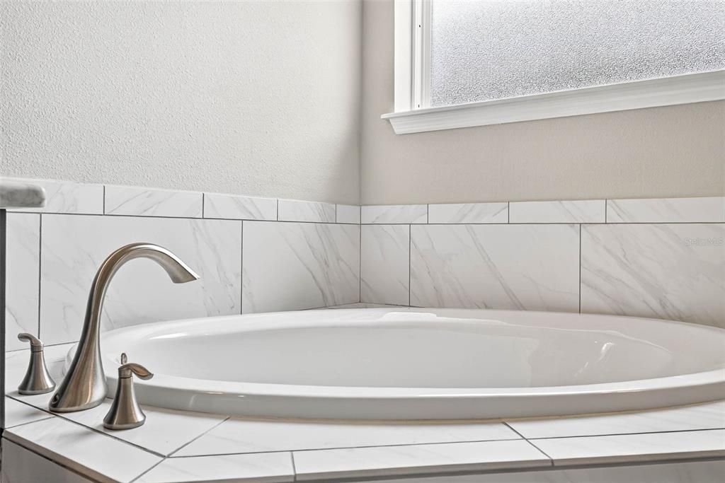 На продажу: $699,000 (5 спален, 4 ванн, 3261 Квадратных фут)