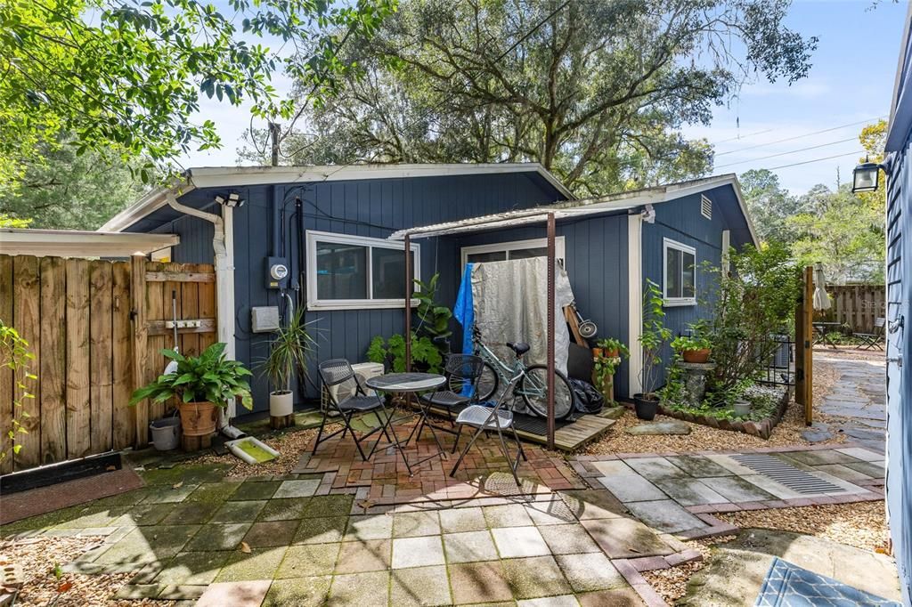 Active With Contract: $299,900 (3 beds, 3 baths, 1505 Square Feet)