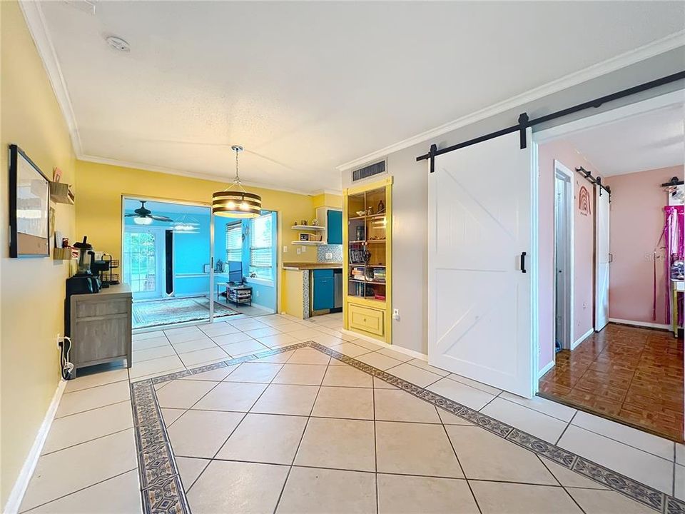 For Sale: $299,900 (3 beds, 2 baths, 1658 Square Feet)