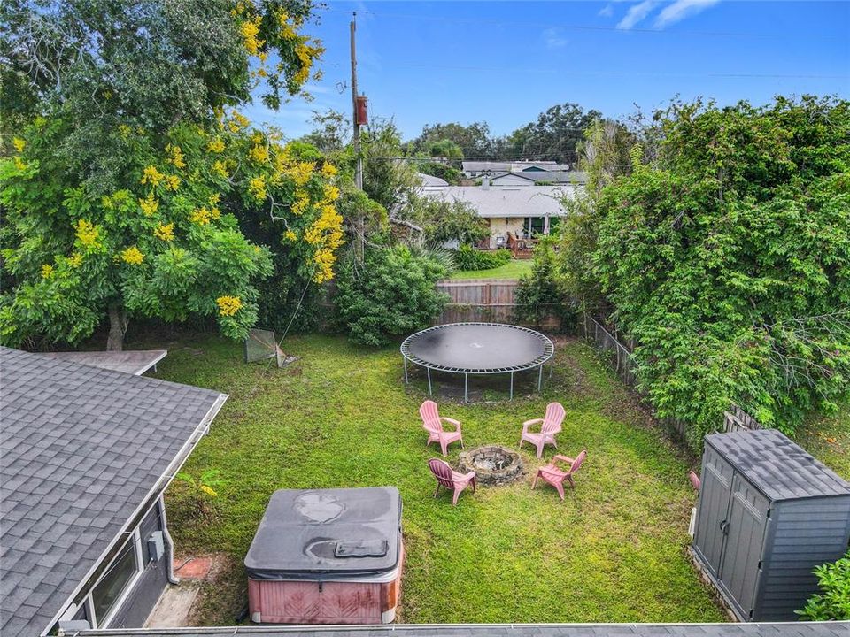 For Sale: $299,900 (3 beds, 2 baths, 1658 Square Feet)