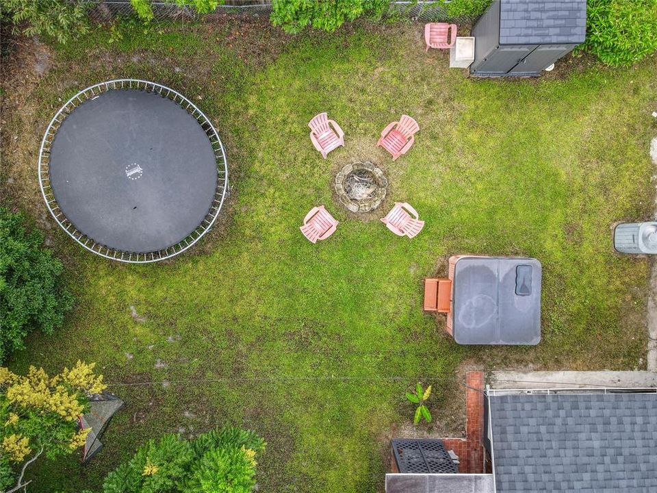 For Sale: $299,900 (3 beds, 2 baths, 1658 Square Feet)