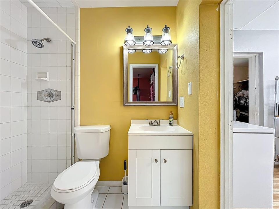 For Sale: $299,900 (3 beds, 2 baths, 1658 Square Feet)