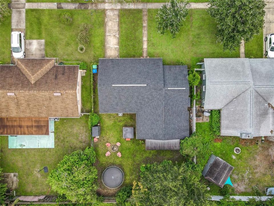 For Sale: $299,900 (3 beds, 2 baths, 1658 Square Feet)