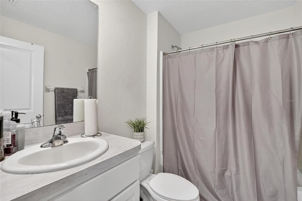 出租: $2,900 (5 贝兹, 3 浴室, 2601 平方英尺)