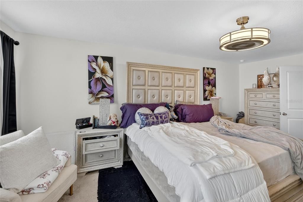 出租: $2,900 (5 贝兹, 3 浴室, 2601 平方英尺)