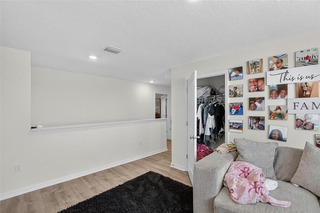 出租: $2,900 (5 贝兹, 3 浴室, 2601 平方英尺)