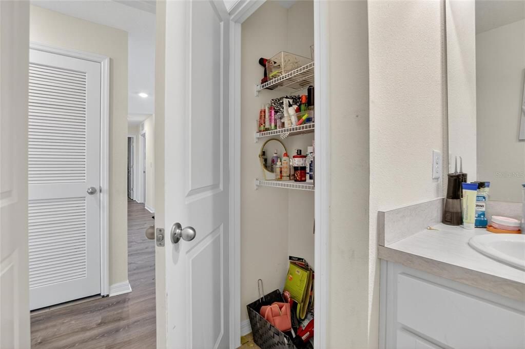 出租: $2,900 (5 贝兹, 3 浴室, 2601 平方英尺)