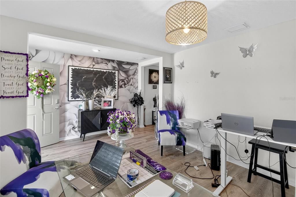 出租: $2,900 (5 贝兹, 3 浴室, 2601 平方英尺)