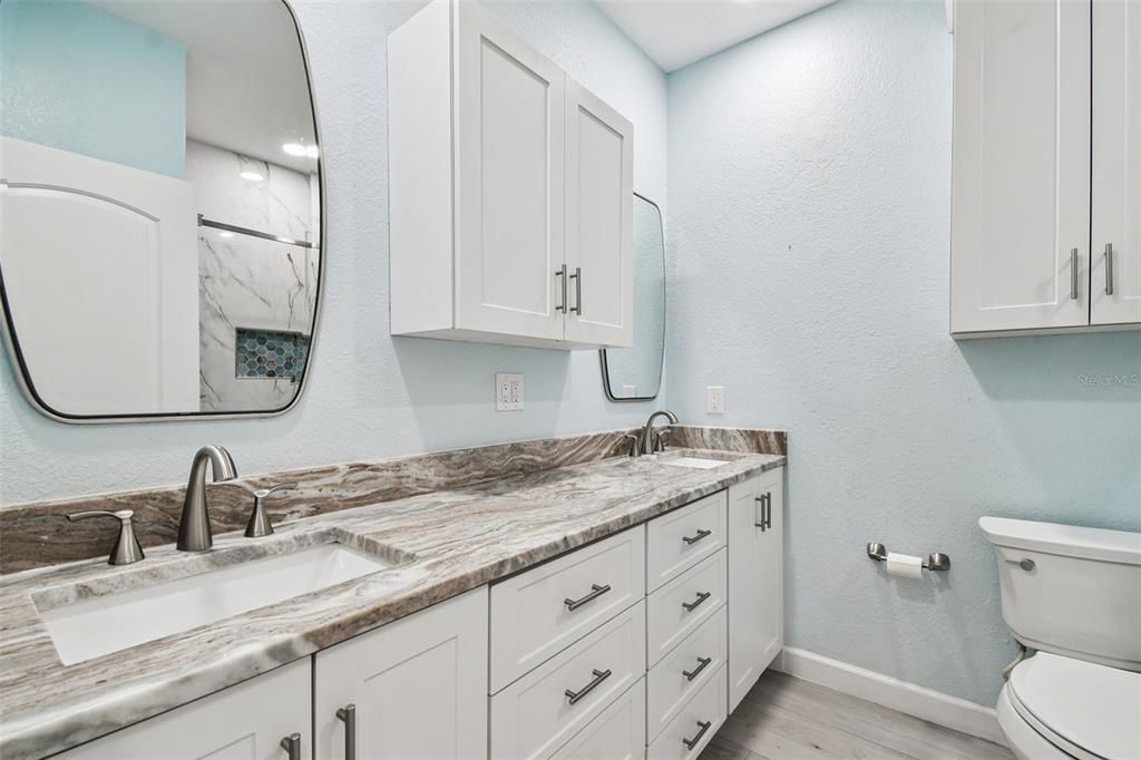 Activo con contrato: $2,300 (1 camas, 1 baños, 654 Pies cuadrados)