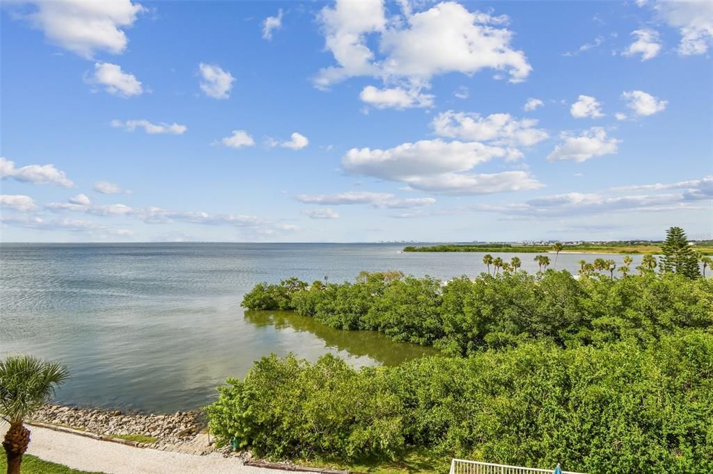 Activo con contrato: $2,300 (1 camas, 1 baños, 654 Pies cuadrados)