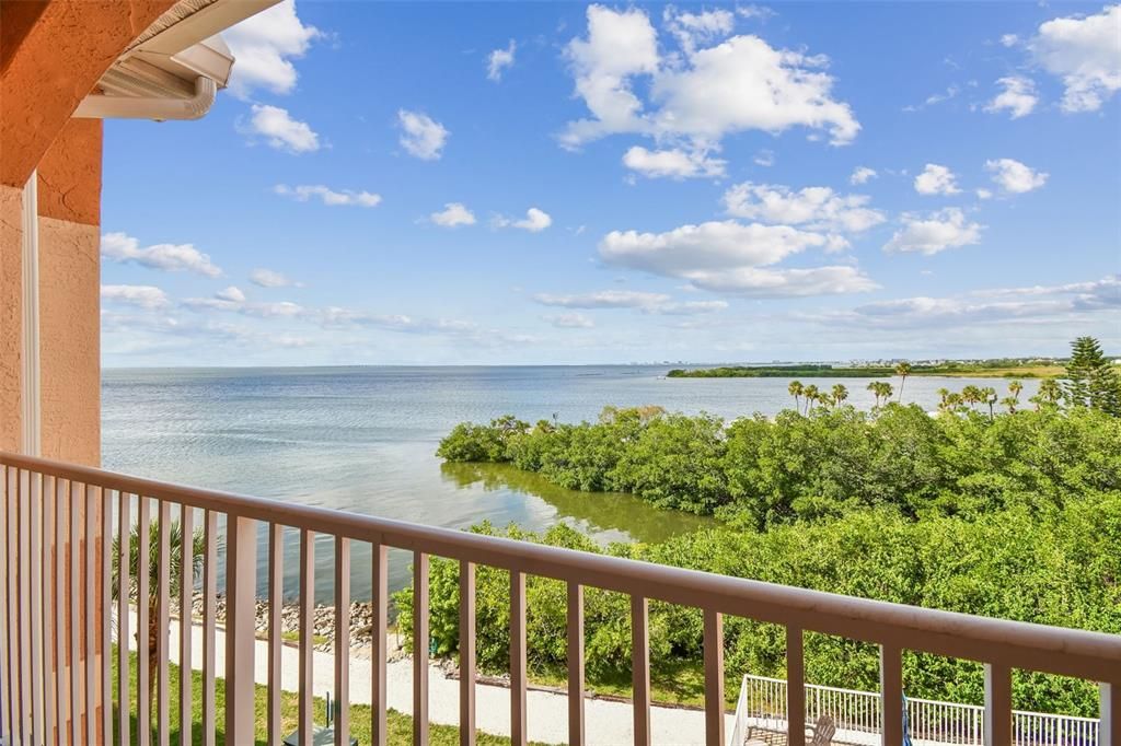 Activo con contrato: $2,300 (1 camas, 1 baños, 654 Pies cuadrados)