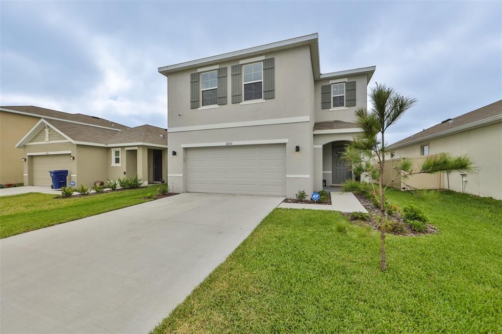 Active With Contract: $2,725 (4 beds, 2 baths, 2260 Square Feet)
