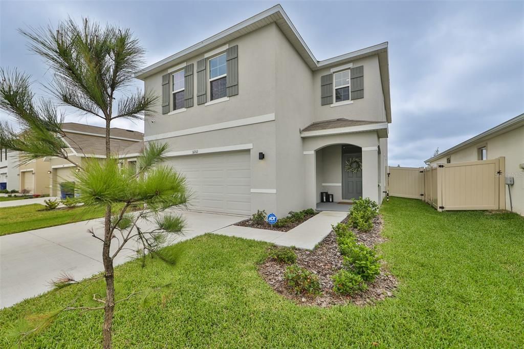 Active With Contract: $2,725 (4 beds, 2 baths, 2260 Square Feet)