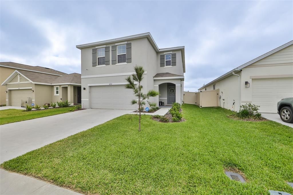 Active With Contract: $2,725 (4 beds, 2 baths, 2260 Square Feet)