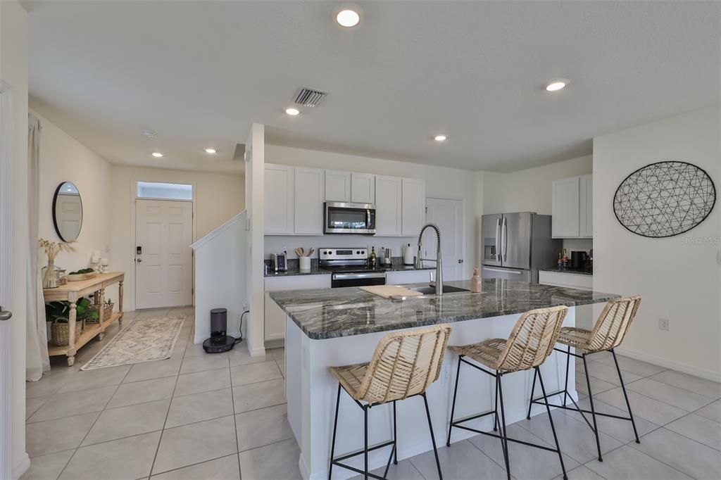 Active With Contract: $2,725 (4 beds, 2 baths, 2260 Square Feet)