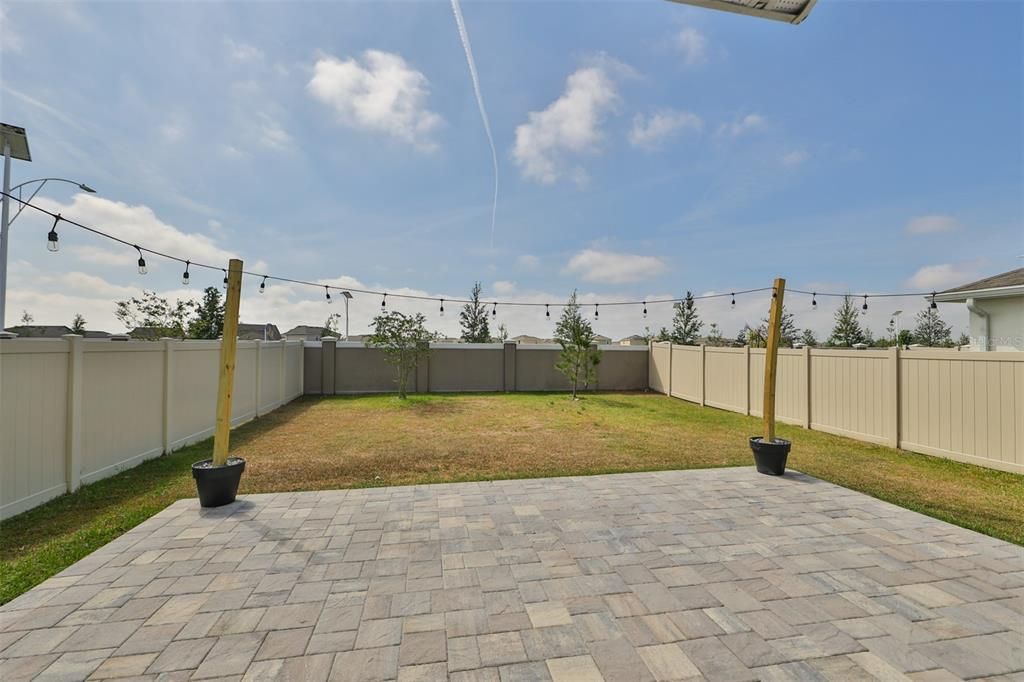 Active With Contract: $2,725 (4 beds, 2 baths, 2260 Square Feet)